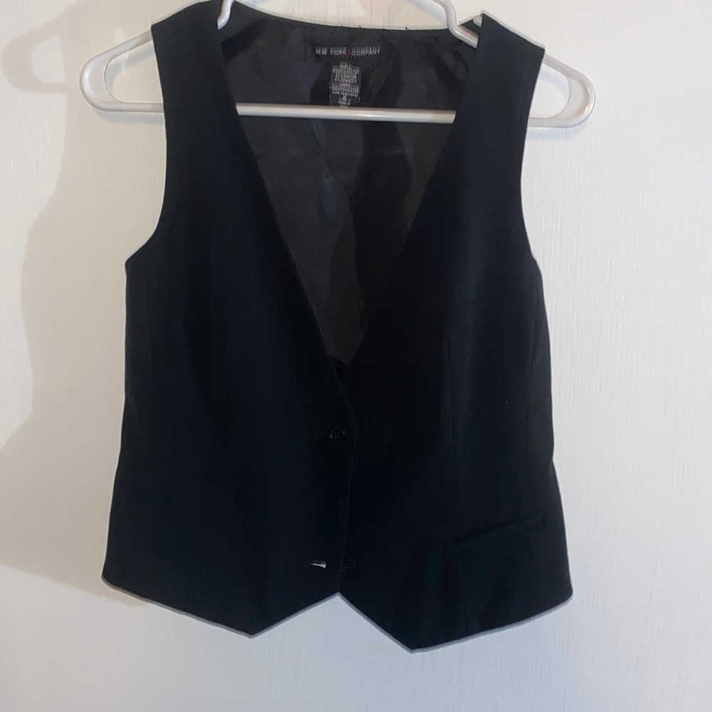 New York & Company Size 6 Black Suit Vest